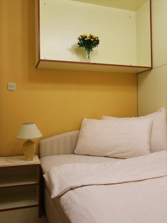 Bed & Breakfast Vila Stanisic Пожега Номер фото