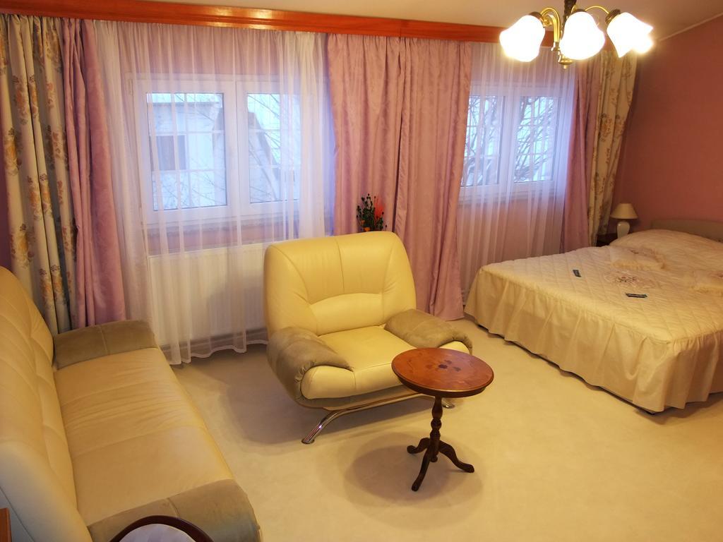 Bed & Breakfast Vila Stanisic Пожега Номер фото